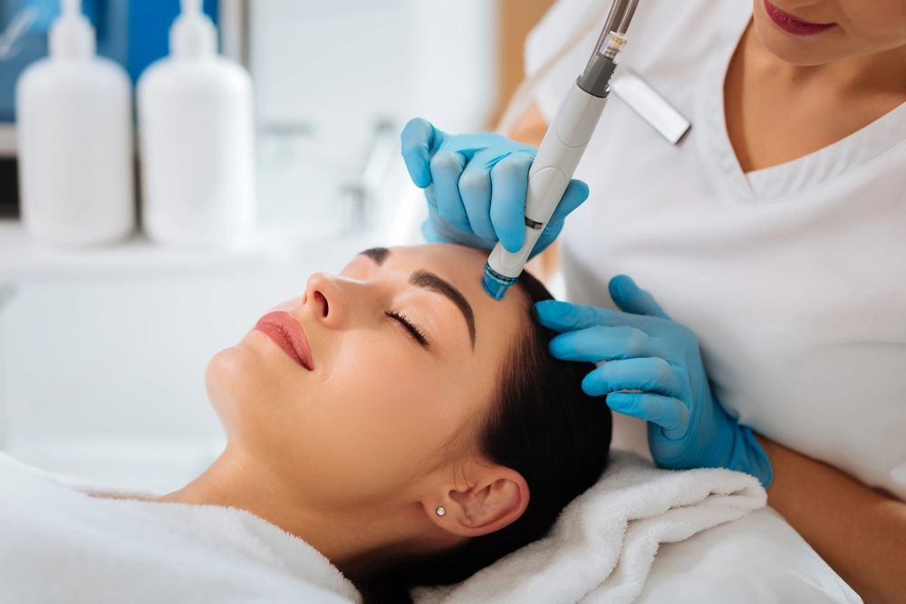 PCMC & Pune’s #1 HydraFacial - 92% See Results in 1 Session 